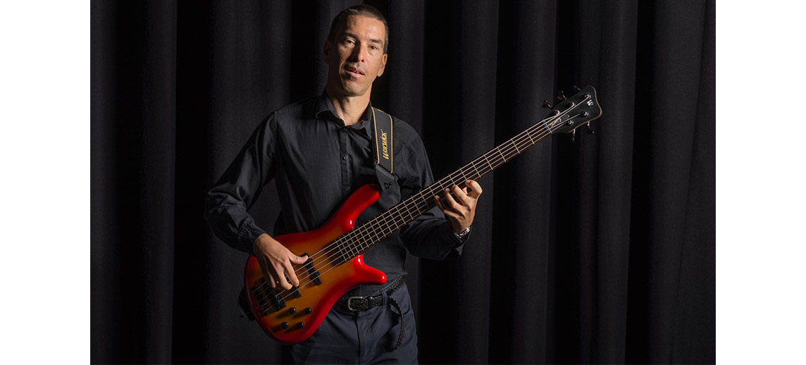 Jonathan Dimond 5-string bass guitar